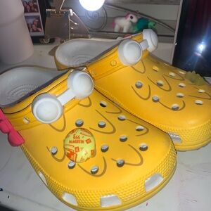 McDonald’s birdy crocs